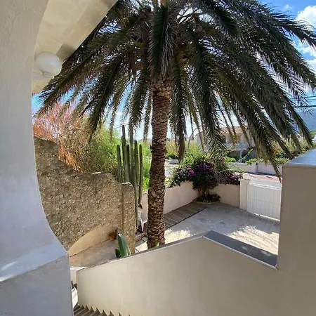 Denia's Beach House Апартаменты *