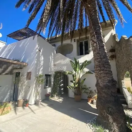 Denia's Beach House * Дения
