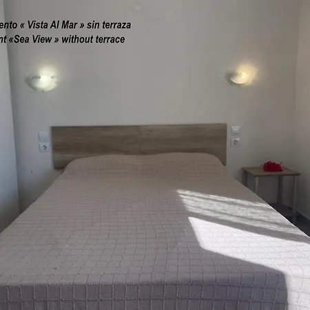 Denia's Beach House * Дения